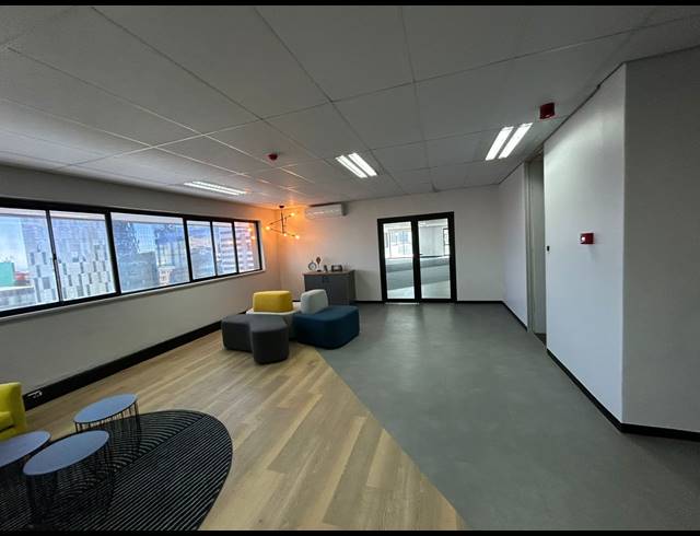 238M² OFFICE TO LET IN SANDTON CENTRAL